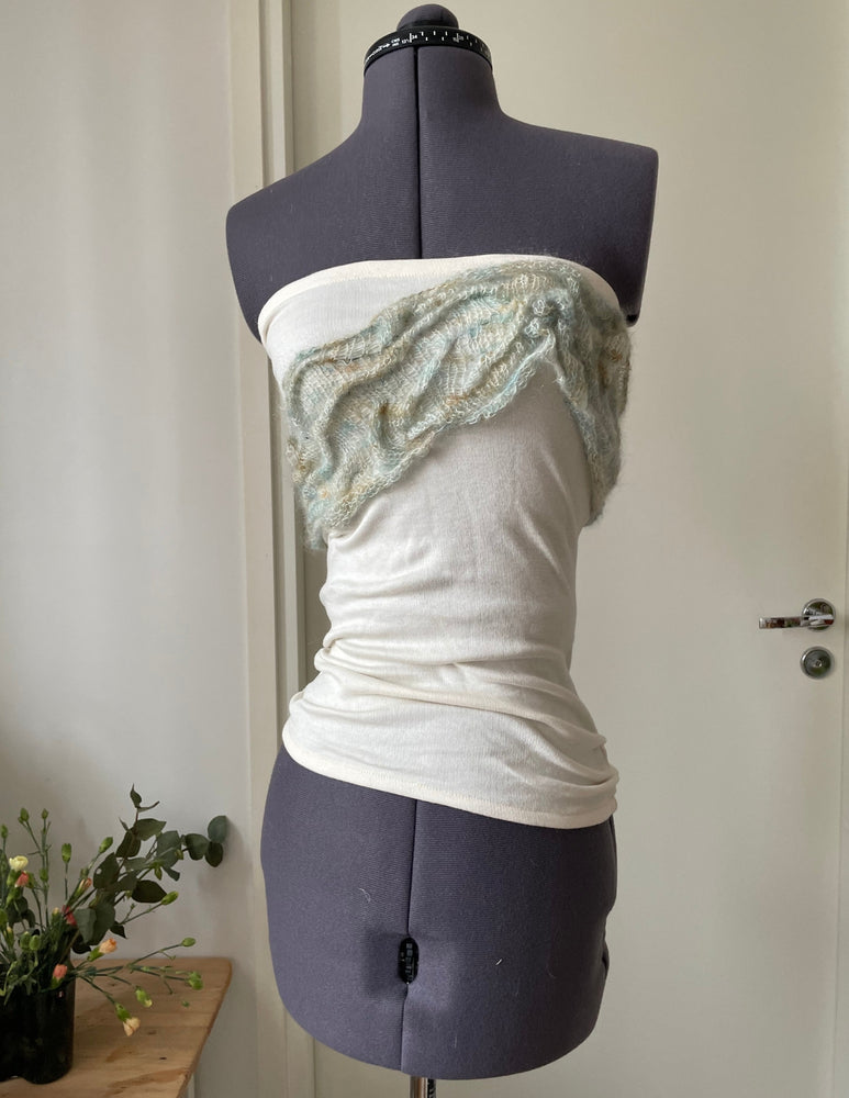Sample Ocean knit top