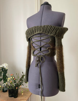 Sample Rosemary long sleeve knit